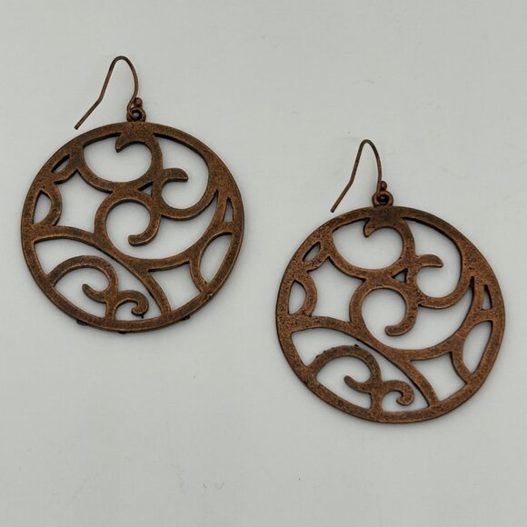 Vintage Copper-Tone Circular Filigree Swirl Earrings With Hook Closure - Picture 15 of 16